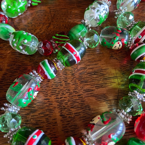 5 CHRISTMAS BRACELETS- GLASS BEADS - Picture 4 of 6